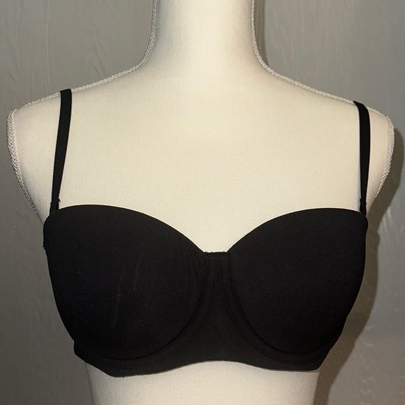 SKIMS Other - SKIMS Black Bandeau Bra with Seamless Design